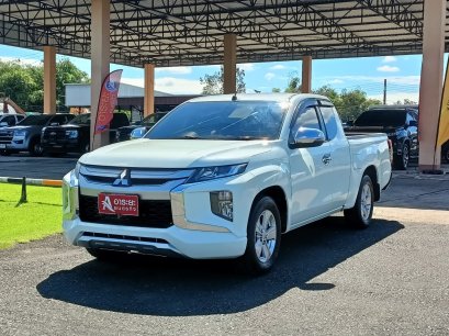 MITSUBISHI TRITON MEGACAB 2.5 GLX M/T 2022