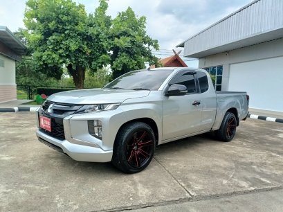 MITSUBISHI TRITON MEGACAB 2.5 GLX M/T 2022
