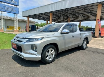 MITSUBISHI TRITON MEGACAB 2.5 GLX M/T 2022