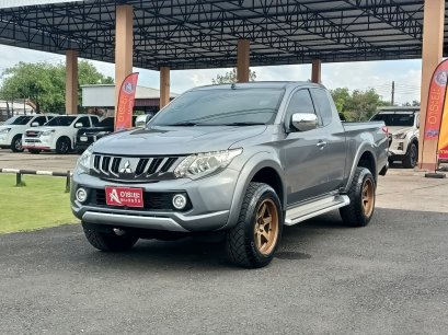 MITSUBISHI TRITON MEGACAB PLUS 2.4 GLS LTD M/T 2018