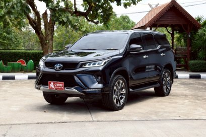 TOYOTA FORTUNER 2.8 LEGNEDER 4WD A/T 2021