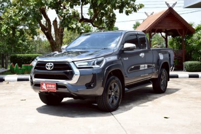 TOYOTA HILUX REVO SMARTCAB 2.4 PRE M/T 2022