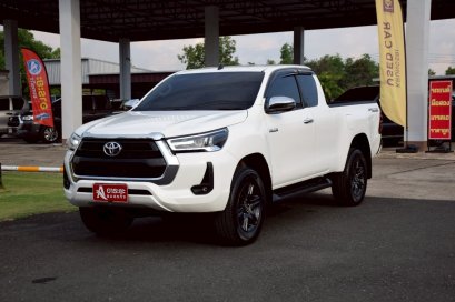 TOYOTA HILUX REVO SMARTCAB 2.4 ENTRY PRE M/T 2023