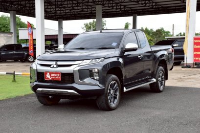 MITSUBISHI TRITON MEGACAB PLUS 2.4 GT MIVEC M/T 2020*