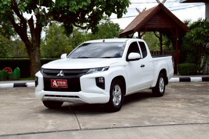 MITSUBISHI TRITON MEGACAB 2.5 GLX DID M/T 2022