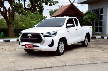 TOYOTA HILUX REVO SMARTCAB 2.4 MID Z EDITION M/T 2022*
