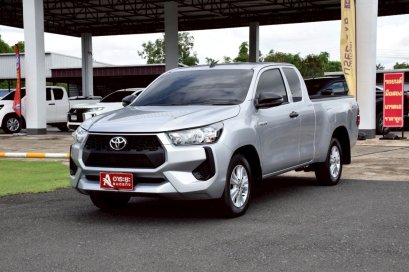 TOYOTA HILUX REVO SMARTCAB 2.4 ENTRY Z EDITION M/T 2024