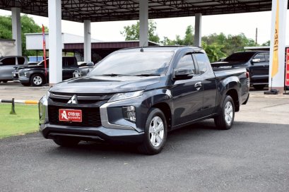 MITSUBISHI TRITON MEGACAB 2.5 GLX DID M/T 2022