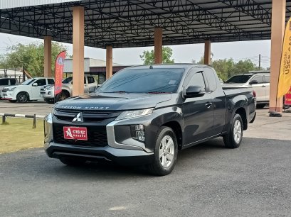 MITSUBISHI TRITON MEGACAB 2.5 GLX DID M/T 2022