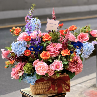 แจกันดอกไม้ประดิษฐ์, ช่อดอกไม้ประดิษฐ์,  กล่องดอกไม้ประดิษฐ์,  ดอกไม้ปลอม, เหมือนจริง ธรรมชาติ,  ดอกไม้แห้ง,  แจกันดอกไม้แห้ง วินเทจ,  แจกัน ดอกไม้ ประดิษฐ์ ปากคลองตลาด,  แจกัน ดอกไม้ ประดิษฐ์ แสดงความยินดี,  แจกันดอกไม้ประดิษฐ์ กล้วยไม้,  แจกันดอกไม้แห้ง