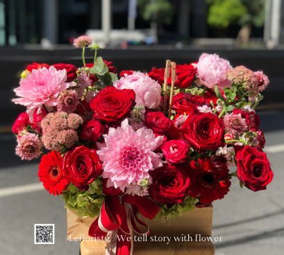 กระเช้าดอกไม้สด  Grace 69 I Le Floriste
