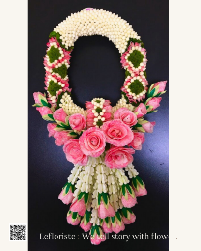 มาลัยดอกไม้สด Be Love พวงมาลัยดอกไม้สดร้อยปราณีต LeFloriste  มาลัยดอกไม้สดพรีเมียม สื่อความรักและความเคารพ