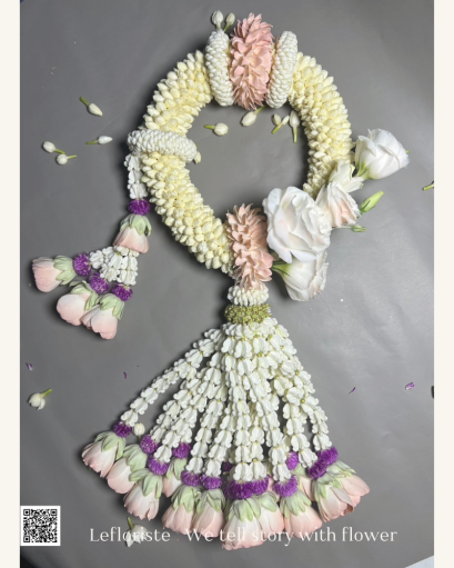 มาลัยดอกไม้สด Be Love พวงมาลัยดอกไม้สดร้อยปราณีต LeFloriste  มาลัยดอกไม้สดพรีเมียม สื่อความรักและความเคารพ