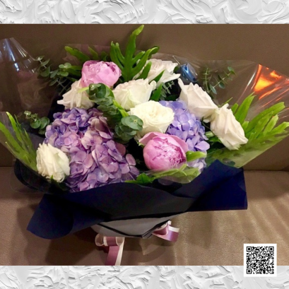 ช่อดอกไม้พรีเมียม ที่รังสรรค์อย่างพิถีพิถัน สั่งดอกไม้ Le Floriste จัดส่งถึงมือผู้รับอย่างรวดเร็วและปลอดภัย"