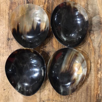 Oval Horn Bowl In Mango Shape