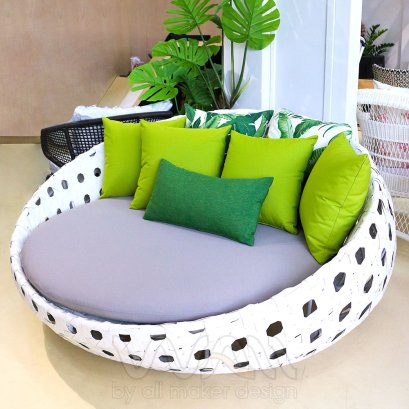 Rattan Daybed