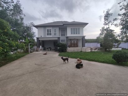 ขายบ้านเดี่ยว 2 ชั้น 281.4 ตร.วา ริมอ่างเก็บน้ำดอกกราย นิคมพัฒนา ระยอง