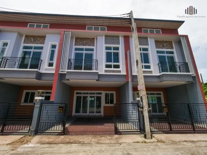 Luxury townhome , modern style !!! 2 Storey Townhome for sale 22 sq.wah The Arete Pattaya Village , Nien Plub Wan , near Phu Yai Kui Market
