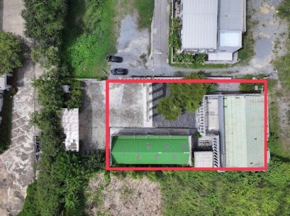 Hard to find location!!! Land for sale with studio in Borommaratchachonnani Soi 81, high profit 100,000-200,000 baht per month, good location, close to the main road, only 150 meters, size 300 sq.wah