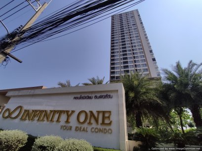 春武里市中心的公寓！ 出售春武里 Infinity One 公寓 32.7 平方米, 16楼，靠近Central Chonburi商场, 山景