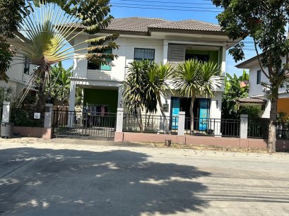 空间大，价格实惠！！ 出售Pruksa Village 21 Delight别墅, Lam Luk Ka Klong 4 ，近BTS Khu Khot 站，近 Big C Khlong 4