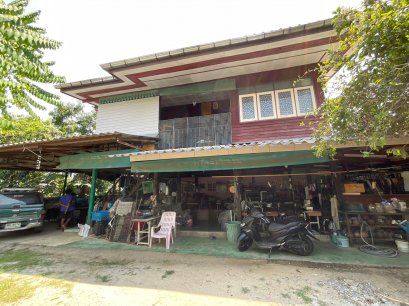 出售别墅, 非常便宜价格 Phumjai Niwet Village 1, 面积 112.8 平方哇, 在角落房, 很多空间