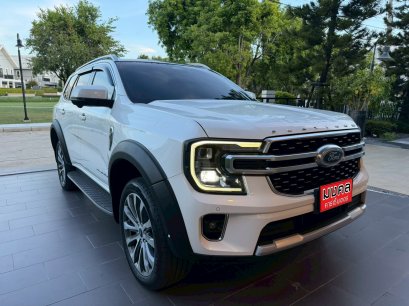 FORD EVEREST 3.0 PLATINUM 4WD A/T 2024 สีขาว 16-17