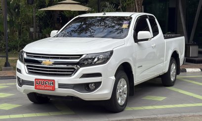CHEVROLET COLORADO FLEX CAB 2.5 LT M/T 2018 สีขาว (LH0112) 3-4