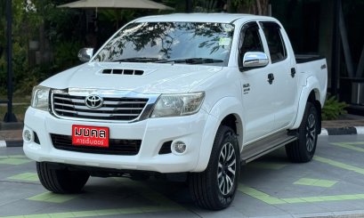 TOYOTA VIGO CHAMP D-CAB PRE 3.0 G M/T 2012 สีขาว (LH0707) 3-4