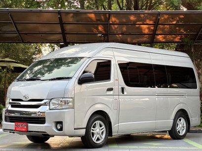 TOYOTA COMMUTER 3.0 A/T 2017 สีเทา (LM0106) 7-8