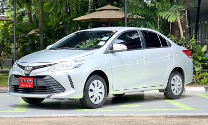 TOYOTA VIOS 1.5 ENTRY A/T 2021 สีเทา (LM0197) 2-3