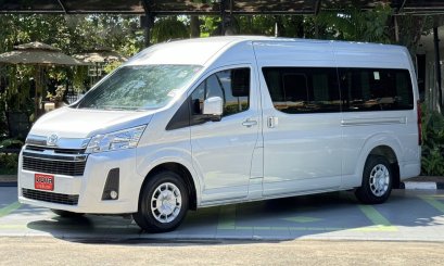 TOYOTA COMMUTER 2.8 A/T 2023 สีเทา (LM0302) 10-11