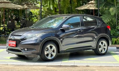 HONDA HR-V 1.8 E A/T 2015 สีดำ (LM0304) 3-4