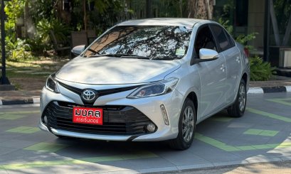 TOYOTA VIOS 1.5 MID A/T 2021 สีเทา (LM0339) 3-4