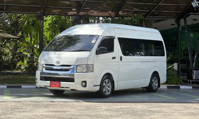 TOYOTA COMMUTER 3.0 M/T 2014 สีขาว (LM0378) 5-6