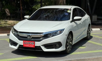 HONDA CIVIC 1.8 E A/T 2017 สีขาว (LM0386) 4-5