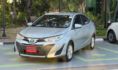 TOYOTA YARIS ATIV 1.2 E A/T 2019 เทา (LN0007) 3-4