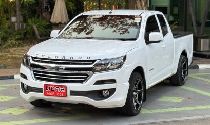 CHEVROLET COLORADO FLEX CAB 2.5 LT M/T ปี 2018 สีขาว (LN0046) 2-3
