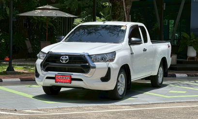 TOYOTA REVO SMART CAB 2.4 Z EDITION ENTRY M/T 2024 สีขาว (LN0158) 4-5