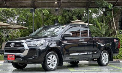 TOYOTA REVO SMART CAB 2.4 Z EDITION ENTRY M/T 2022 สีดำ (LN0160) 3-4