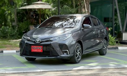 TOYOTA YARIS ATIV 1.2 SPORT A/T 2022 สีเทา (LN0177) 3-4