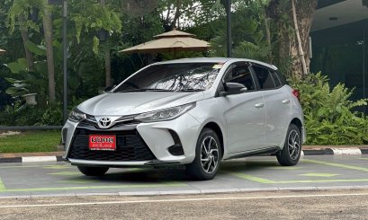 TOYOTA YARIS 1.2 SPORT A/T 2021 สีเทา (LN0179) 3-4