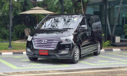 HYUNDAI H-1 2.5 ELITE A/T 2019 สีดำ (LN0216) 8-9