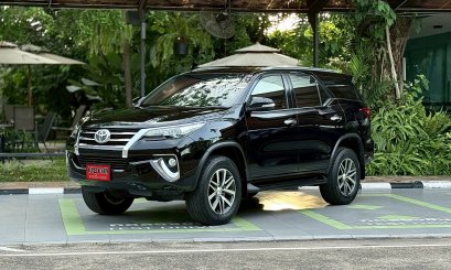 TOYOTA FORTUNER 2.8 V A/T 2015 สีดำ (LN0221) 6-7