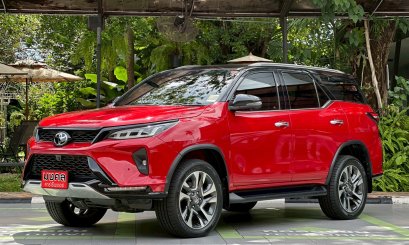 TOYOTA FORTUNER LEGENDER 2.8 4WD A/T 2020 สีแดง (LN0225) 10-11