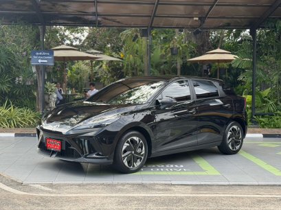 MG 4 ELECTRIC D A/T 2023 สีดำ (LN0356)  3-4