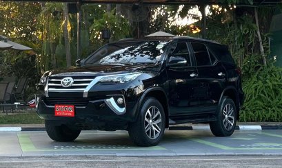 TOYOTA FORTUNER 2.4 V A/T 2016 (LN0371) 5-6