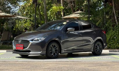 MAZDA 2 1.3 E A/T 2021 สีเทา (LP0028) 2-3