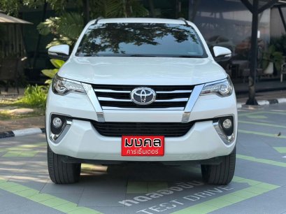 TOYOTA FORTUNER 2.8 V 4WD A/T 2016 สีขาว (LP0029) 7-9