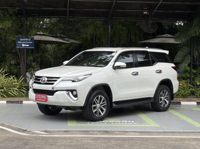 TOYOTA FORTUNER 2.8 V 4WD A/T 2016 สีขาว (LP0029) 7-9